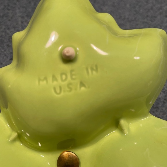 Vintage green candy/nut dish. Whimsical leaf three section dish. - Picture 4 of 6